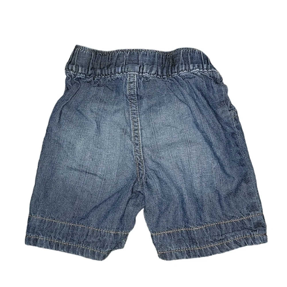 The children’s place size 12-18 months denim shorts